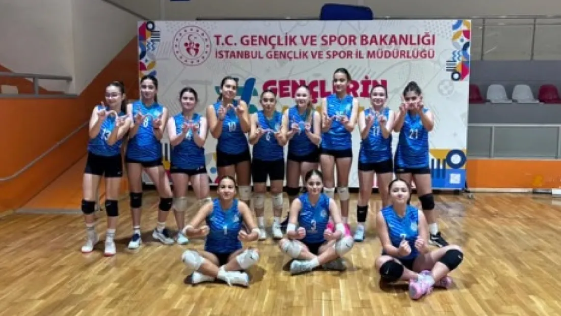 Ertuğrul Gazi Ortaokulu Türkiye Finalleri Yolcusu! İstanbul’daki büyük başarı Silivri’yi gururlandırdı