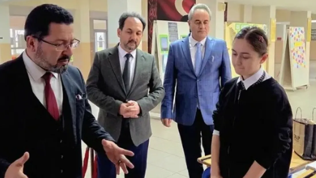 Müdür Damat’tan Selimpaşa BİST Turizm MTAL’e Ziyaret Mesleki eğitimde uygulama temelli model yerinde değerlendirildi.