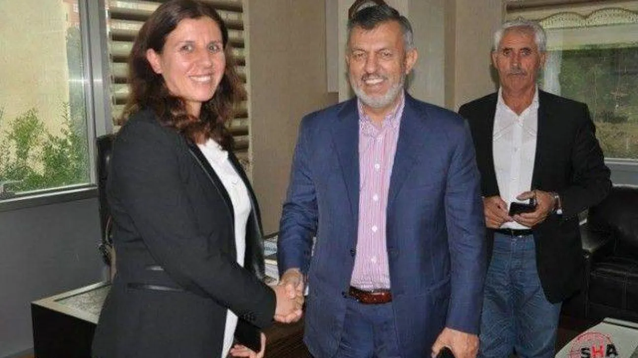 AK Parti, çalışmalarını 3 Ayrı Koldan sürdürüyor