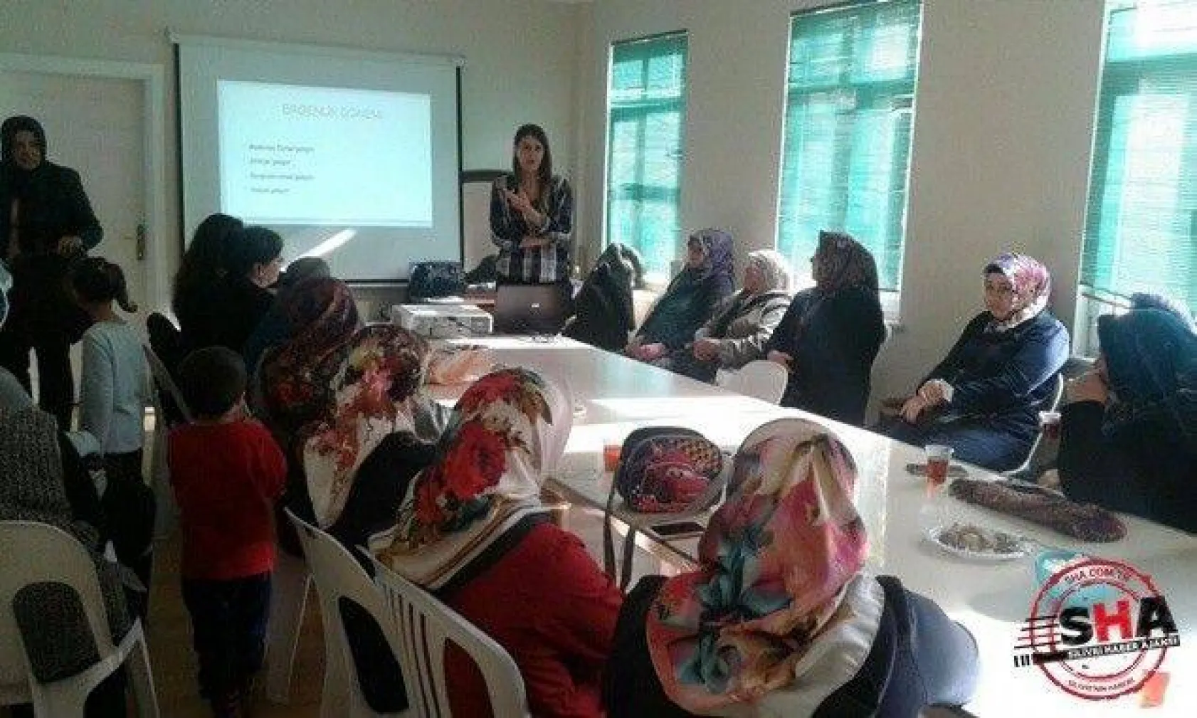 Mahalle Evlerinde Aile İçi İletişim Eğitimi