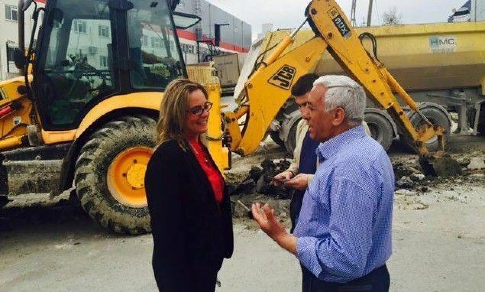 Bekaroğlu, Silivri'de ziyaretlerde bulundu