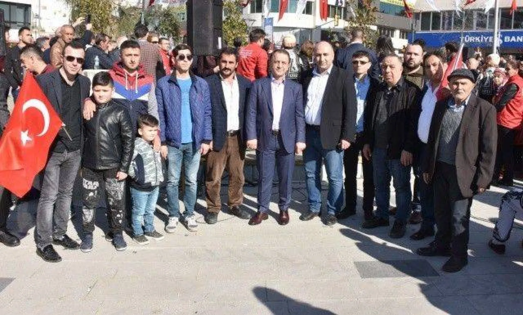 19 Mayıs Meydanı'na Coşkulu Açılış