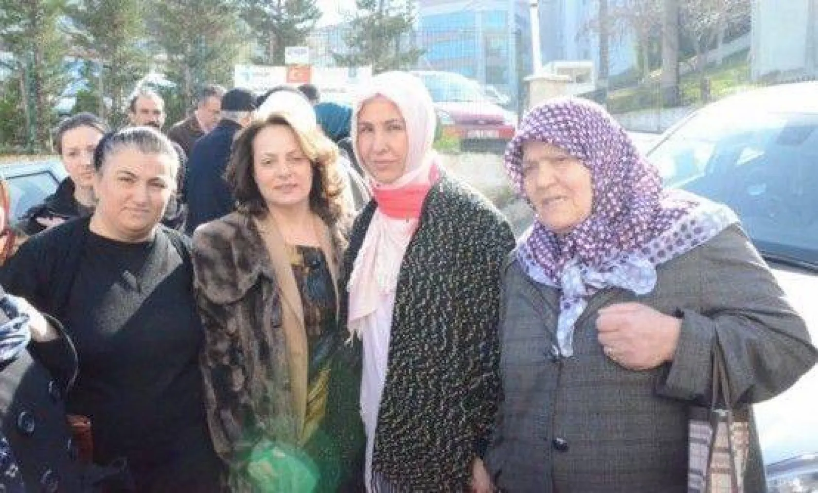 Dualarla uğurlandılar