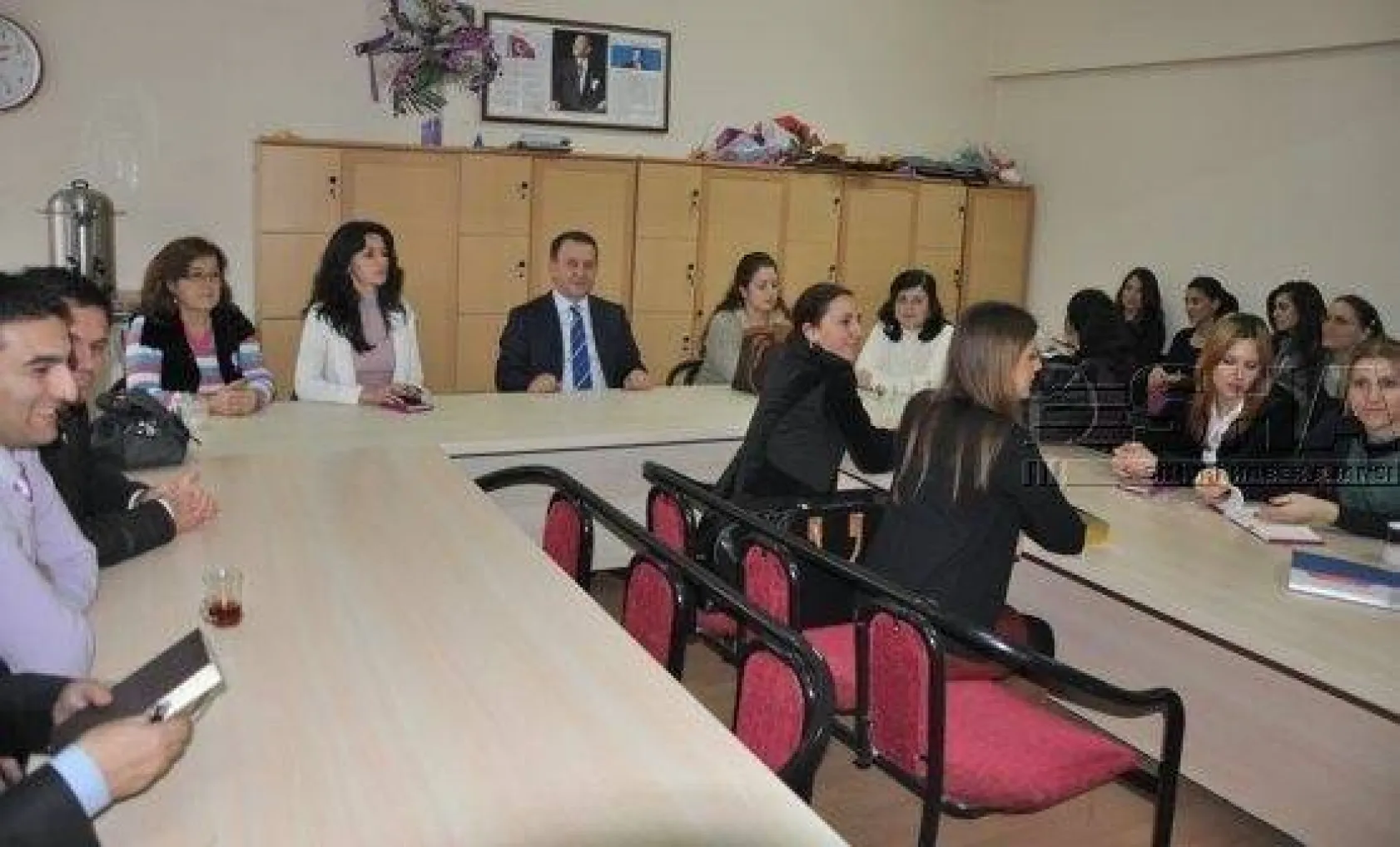 Başkan'dan Öğretmenlere Özel Hediye