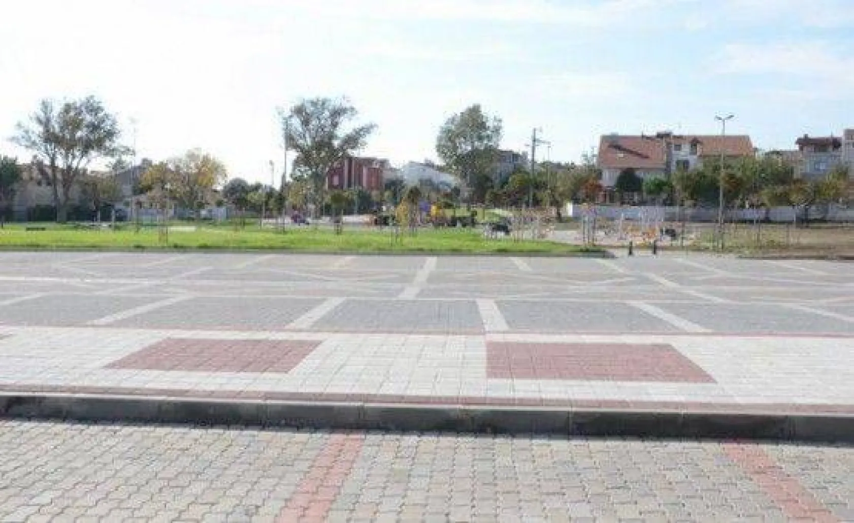 Gümüşyaka Sahili Işıl Işıl oldu