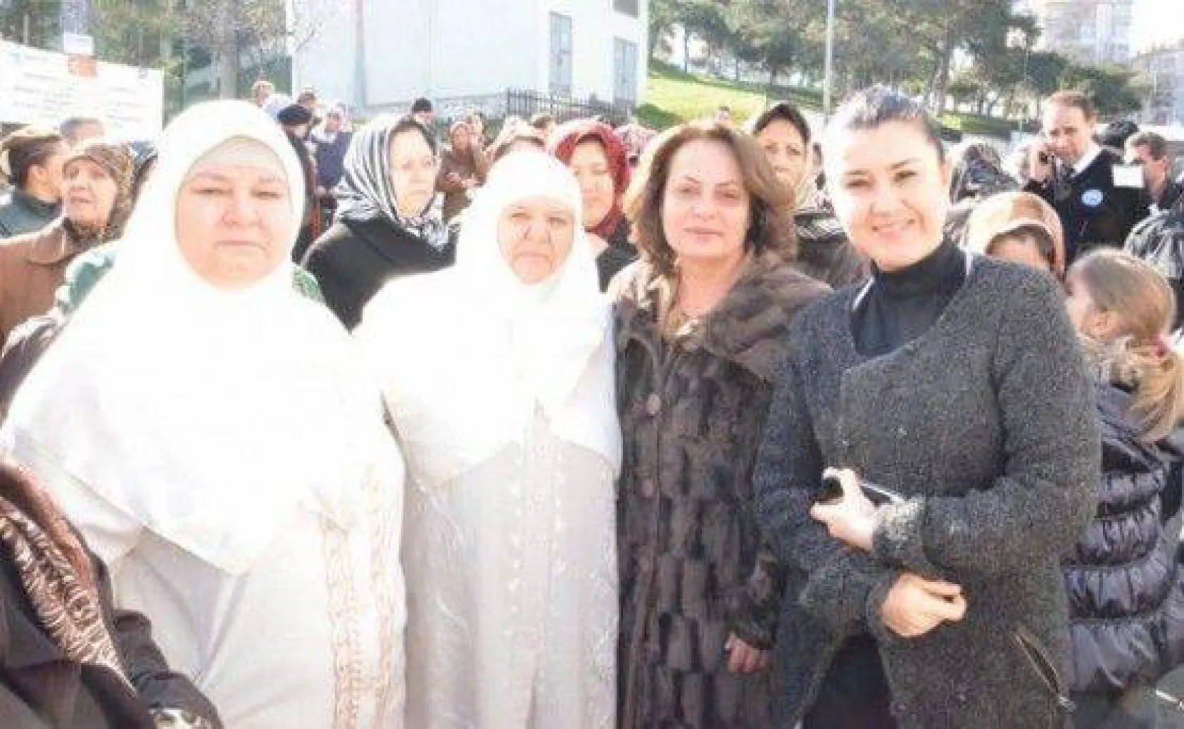 Dualarla uğurlandılar