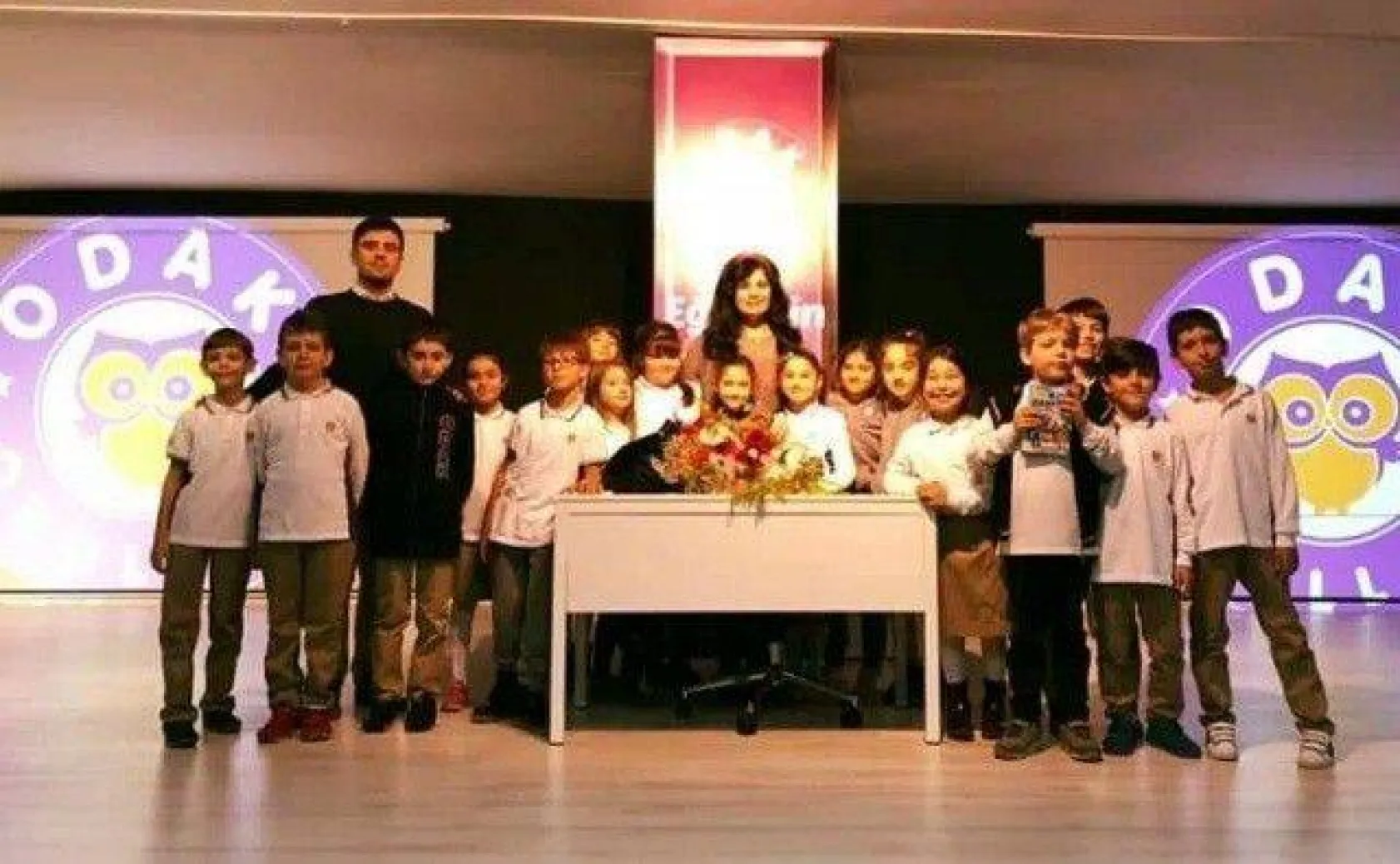 Bir Yazar, Bir Kitap, Yüz Fikir