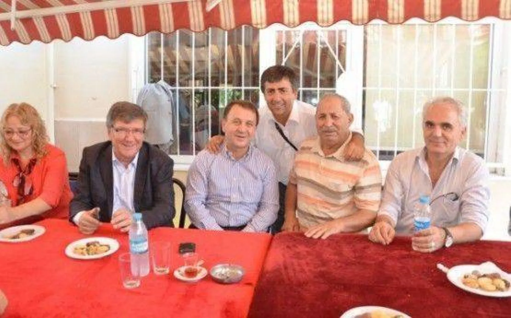 Işıklar Mahallelerde Hemşerileriyle Bayramlaştı