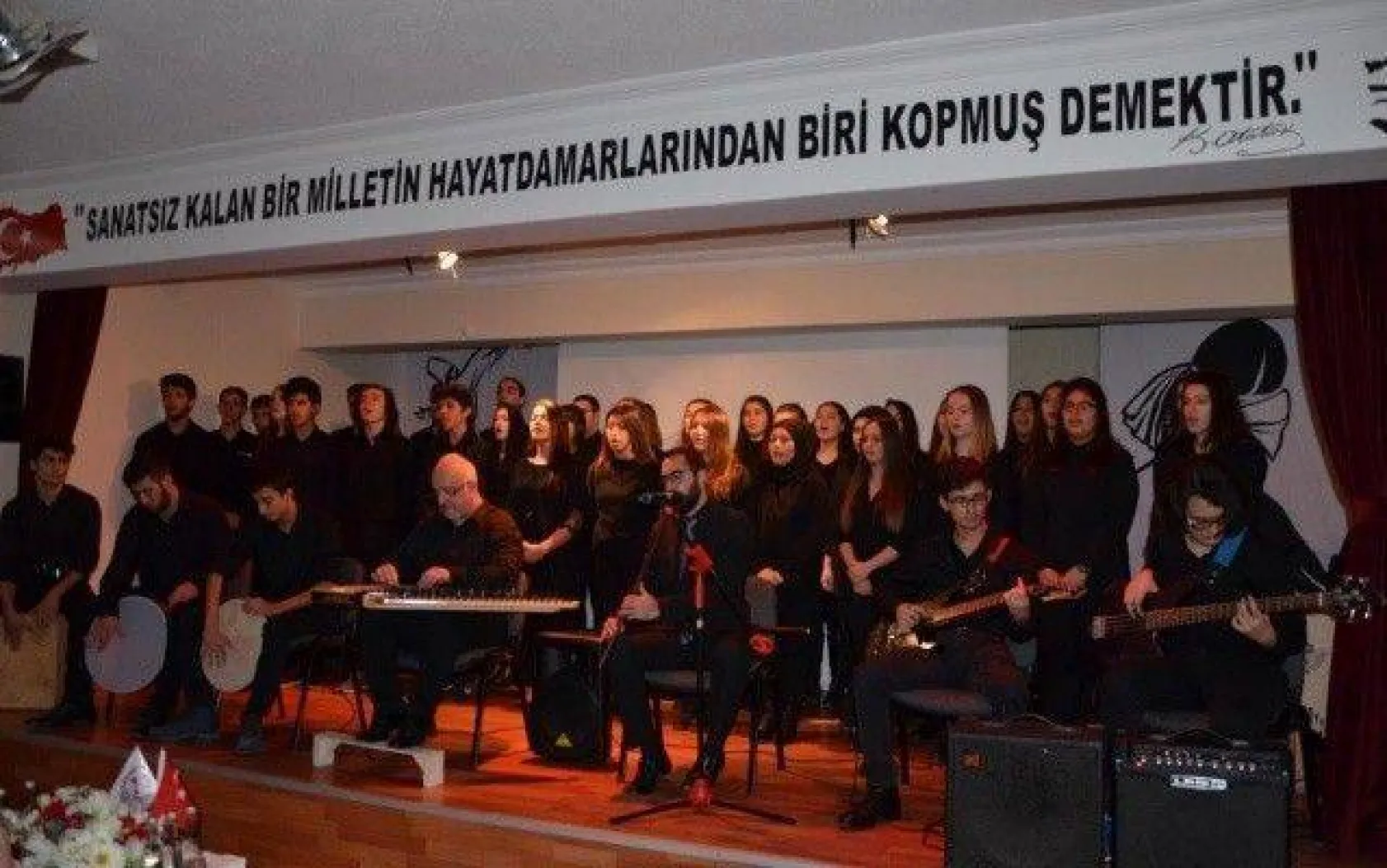 Öğrencilerden Mevlâna haftasına özel program
