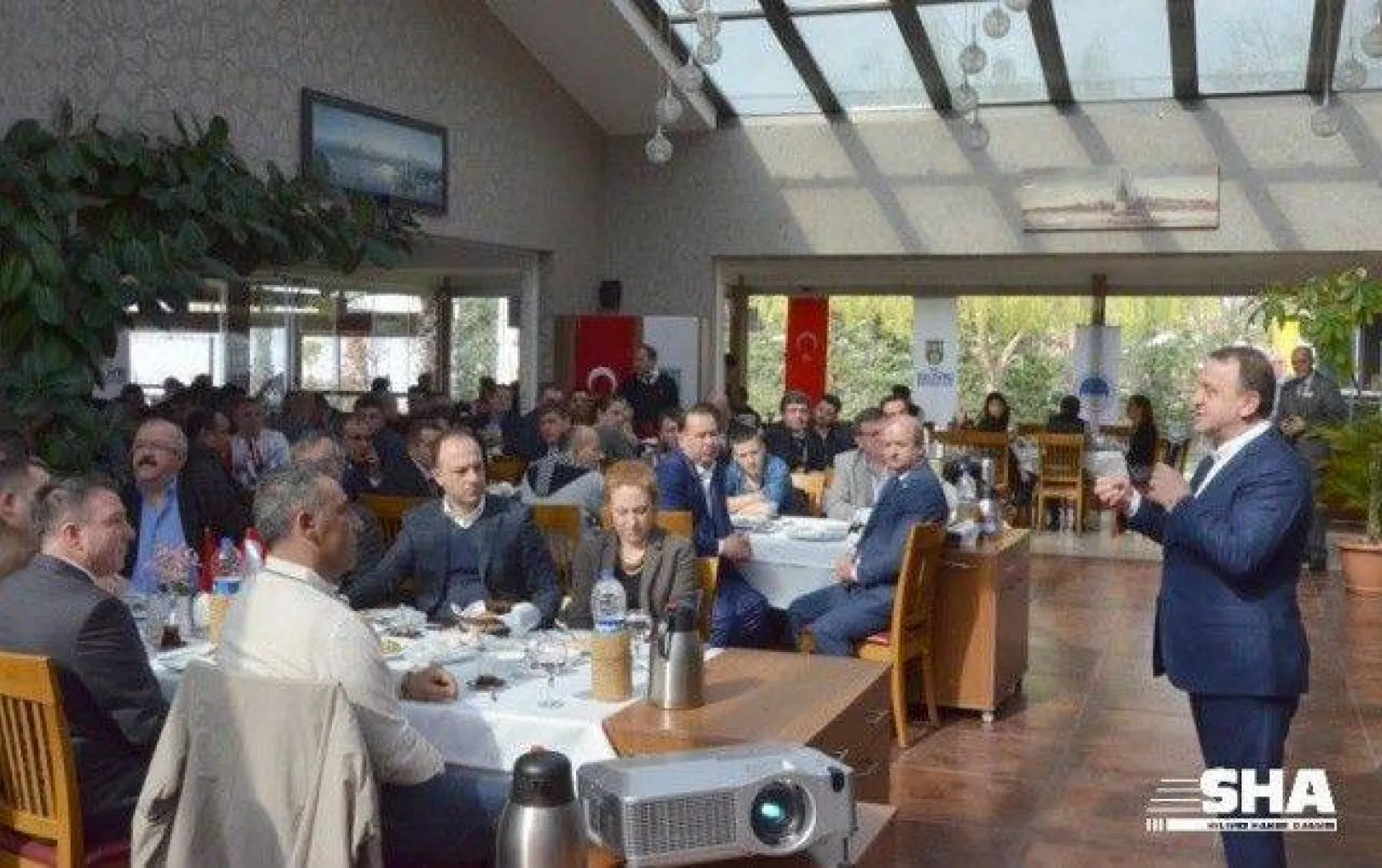 Esnaflıkta 40 Yılını Dolduranlara Plaket Verildi