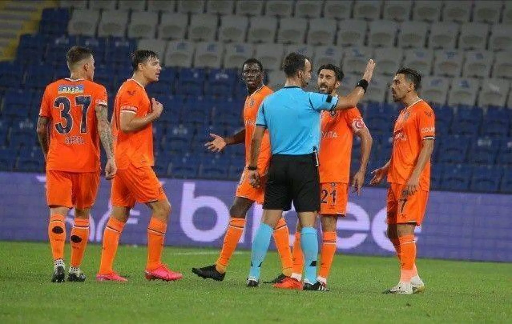 Galatasaray 5 maç sonra Başakşehir'de kazandı