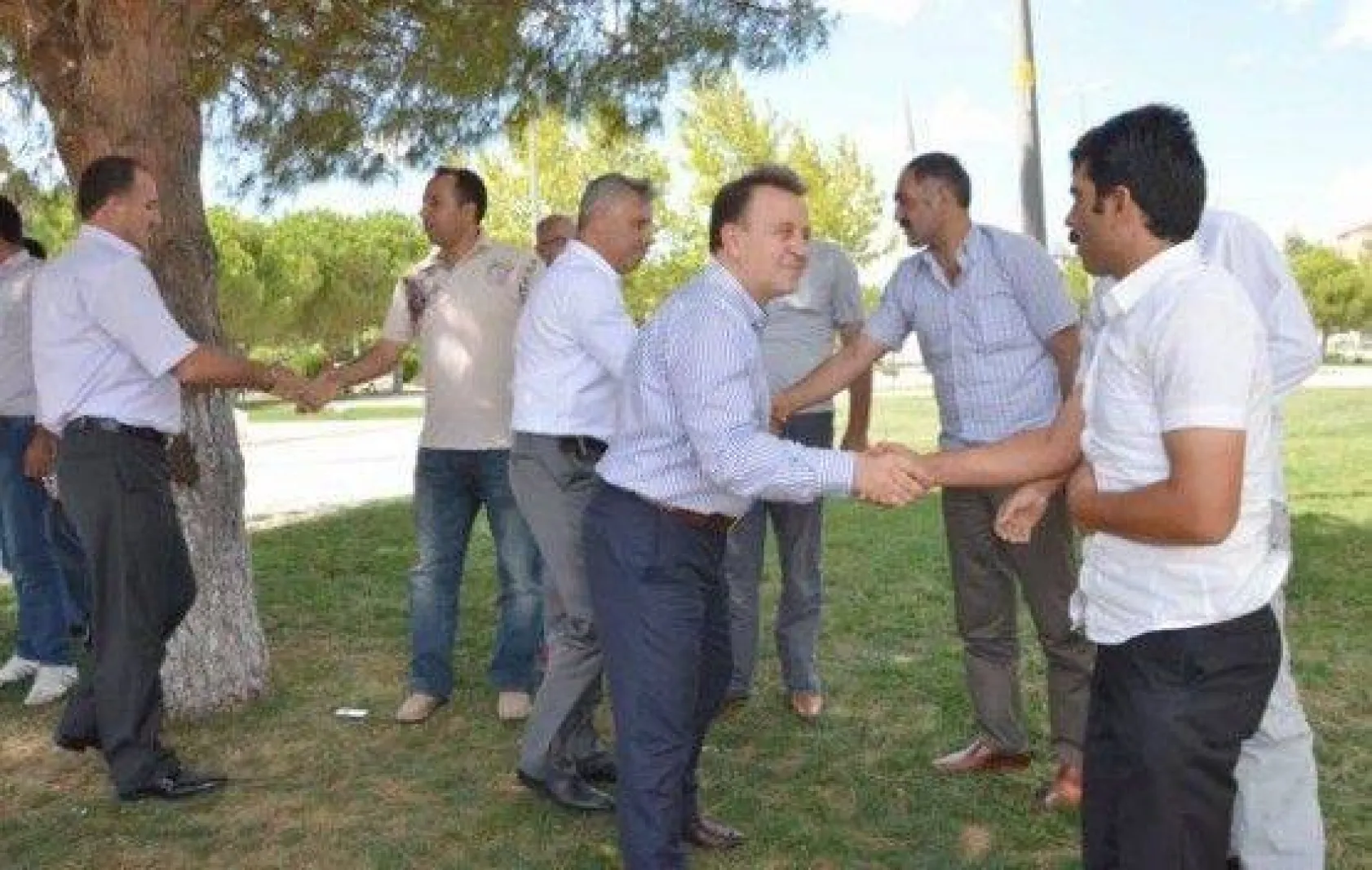 Işıklar Mahallelerde Hemşerileriyle Bayramlaştı