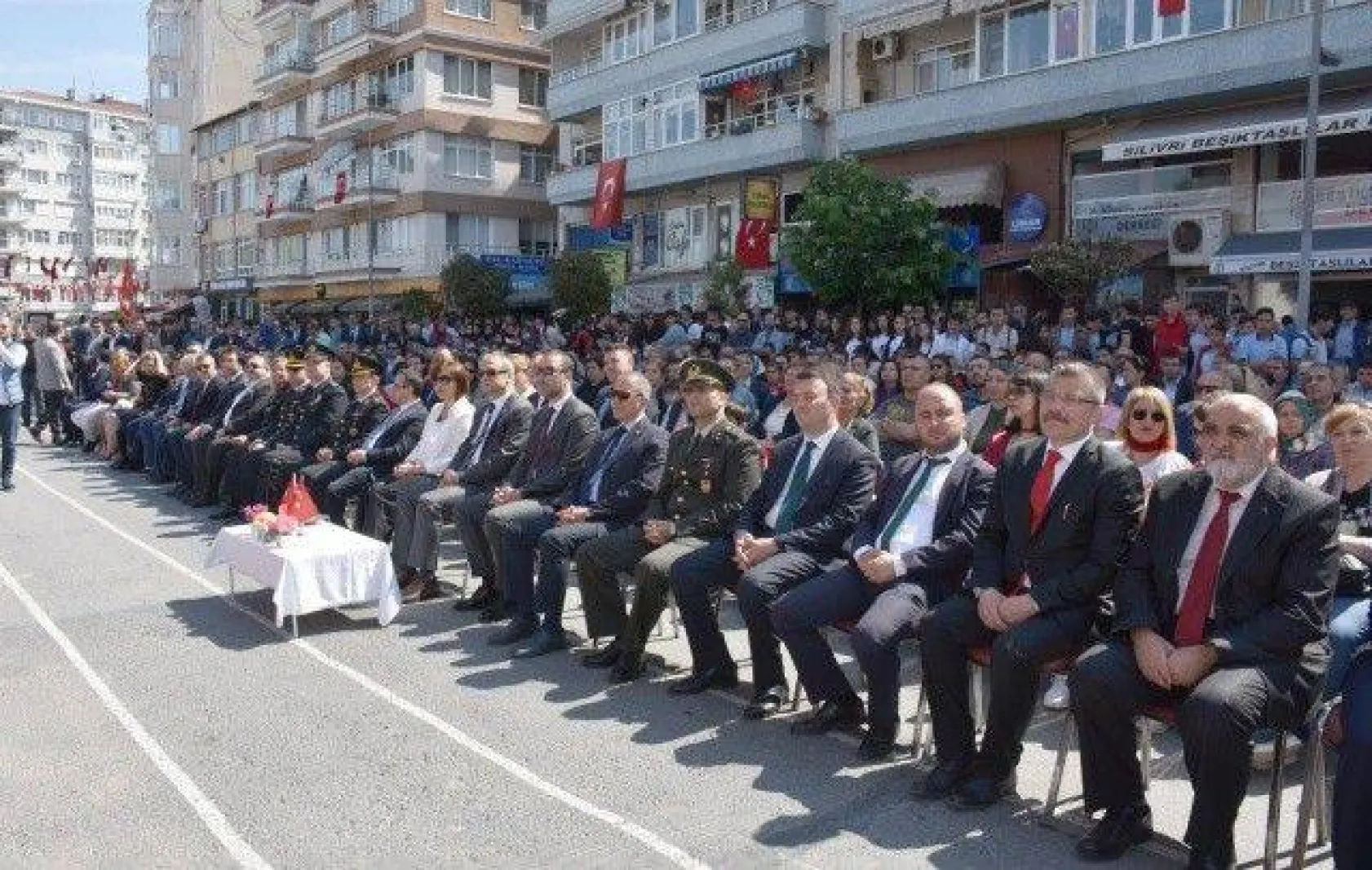 19 Mayıs'ın 100. Yıldönümü Törenle Kutlandı