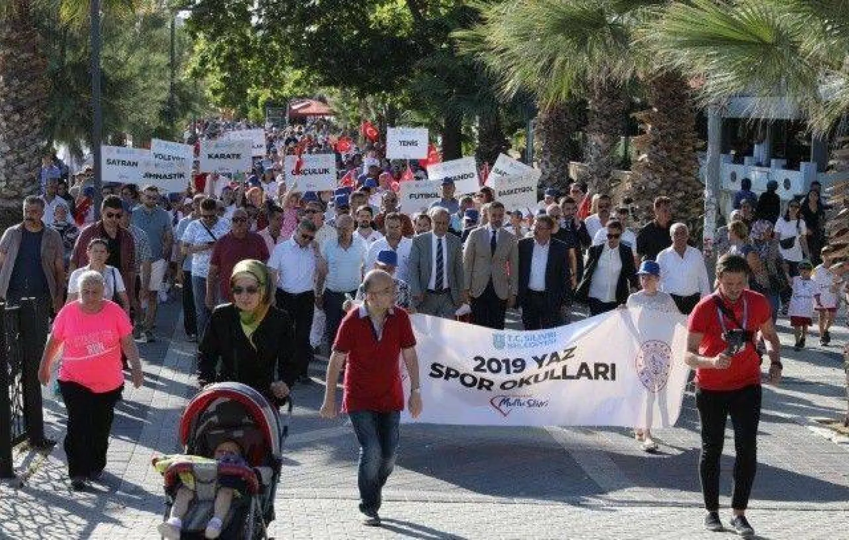 Yaz Spor Okulları Törenle Açıldı