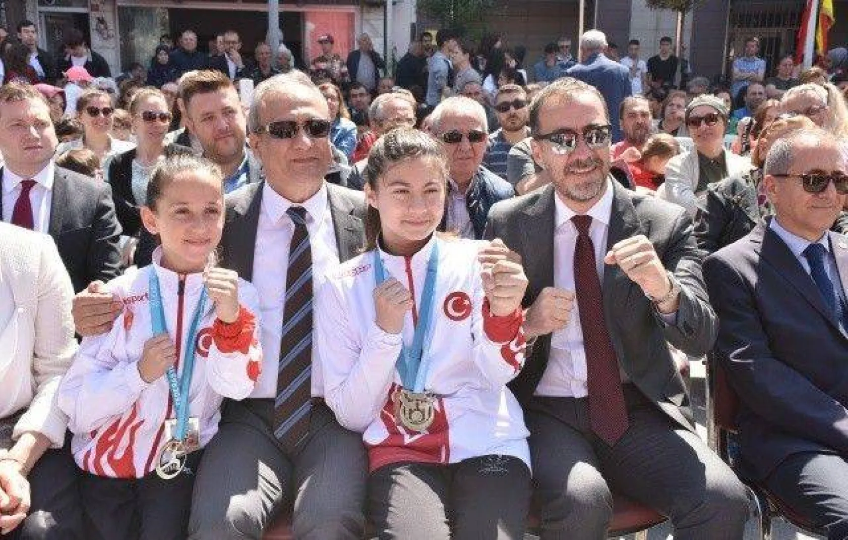 19 Mayıs'ın 100. Yıldönümü Törenle Kutlandı