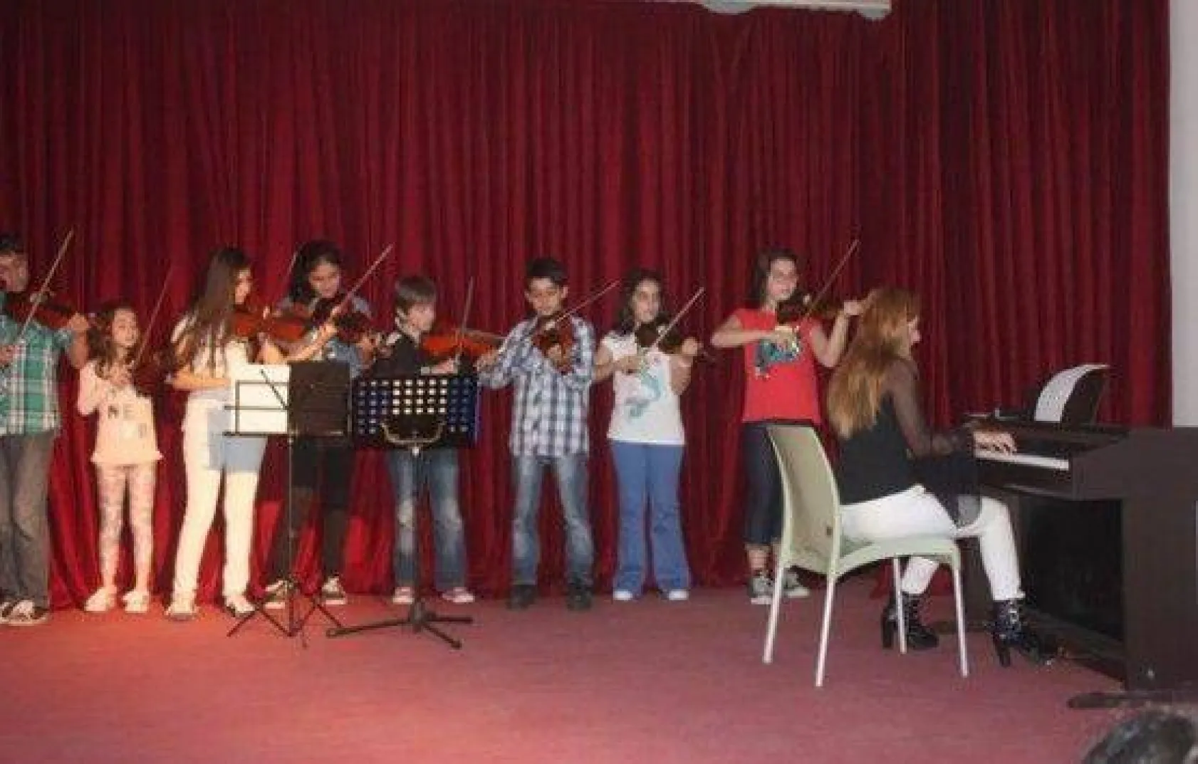 Annelere Özel Keman ve Piyano Resitali