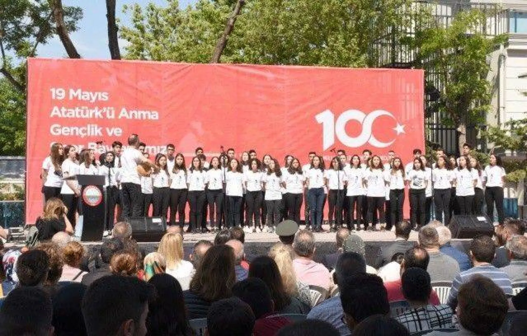 19 Mayıs'ın 100. Yıldönümü Törenle Kutlandı