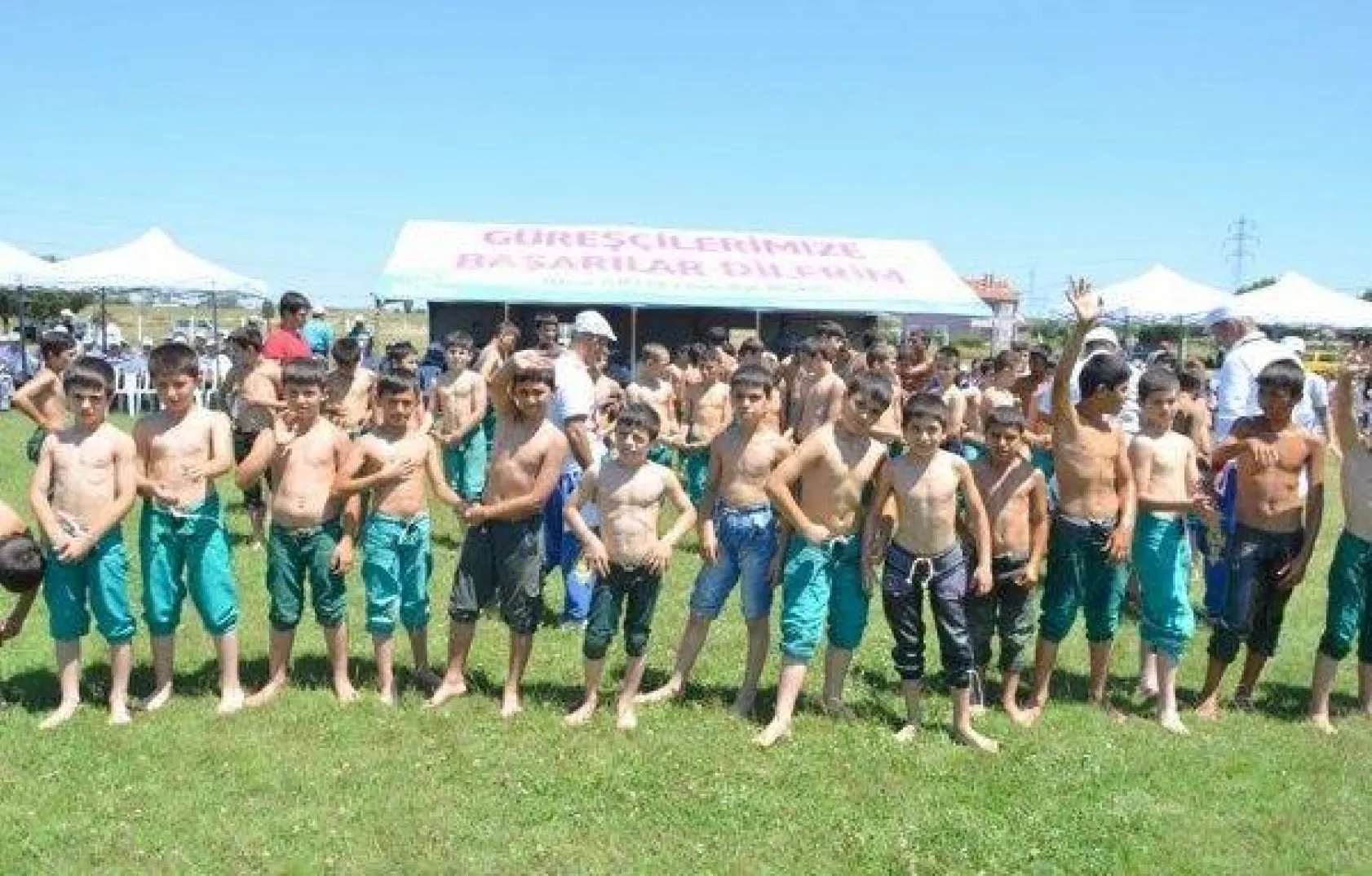 400 Güreşçi Silivri Er Meydanında Yarıştı