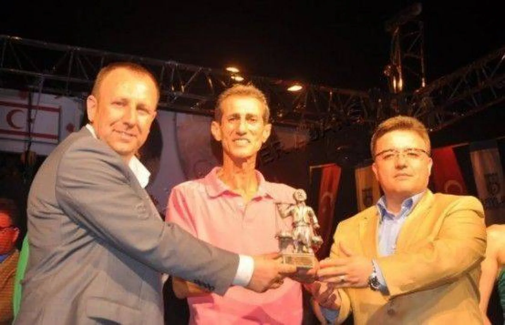 Festival Coşkusu Yerel Seslerle Devam Ediyor