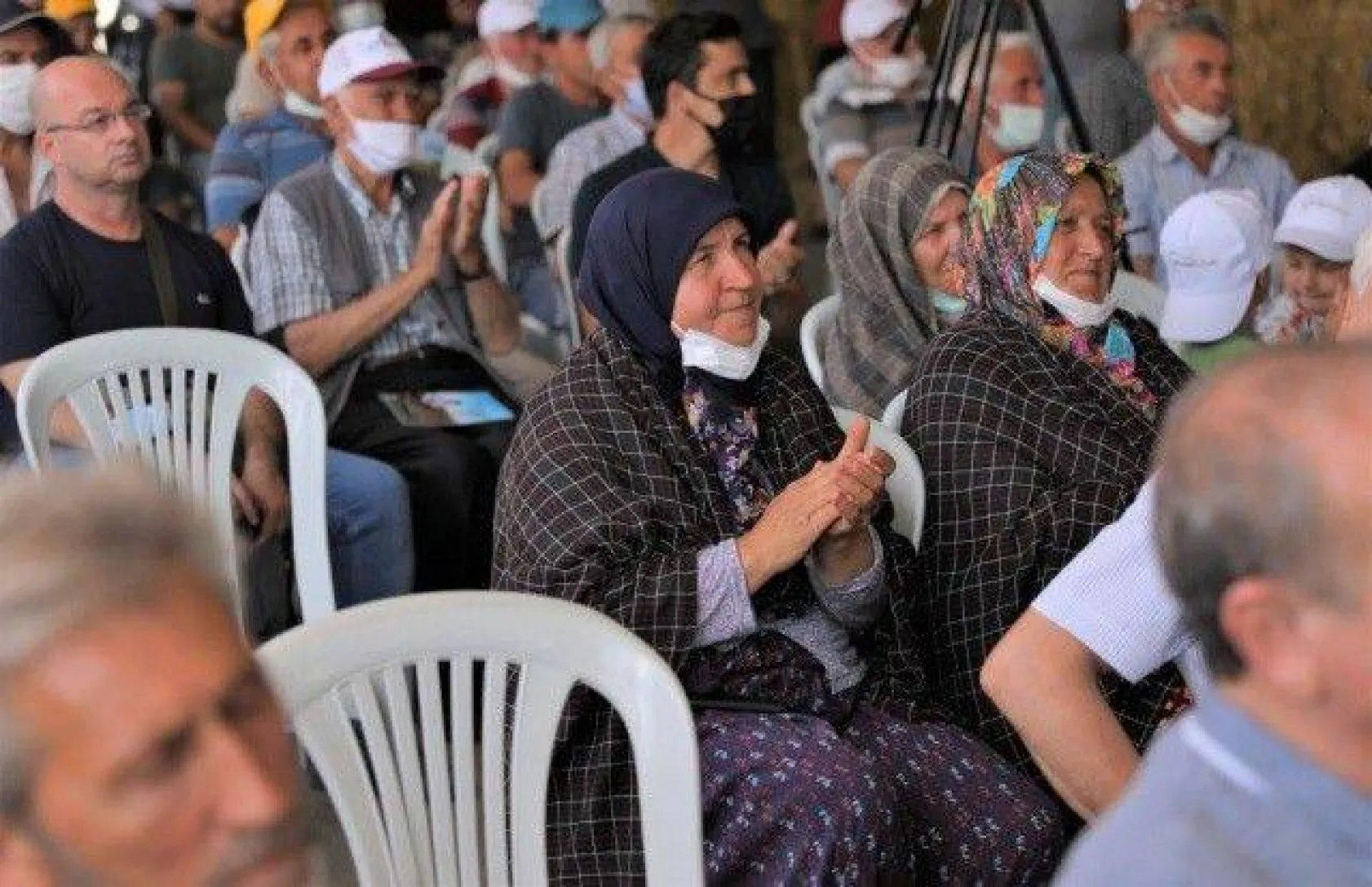 Silivri'de Coşkulu Saman Dağıtım Töreni
