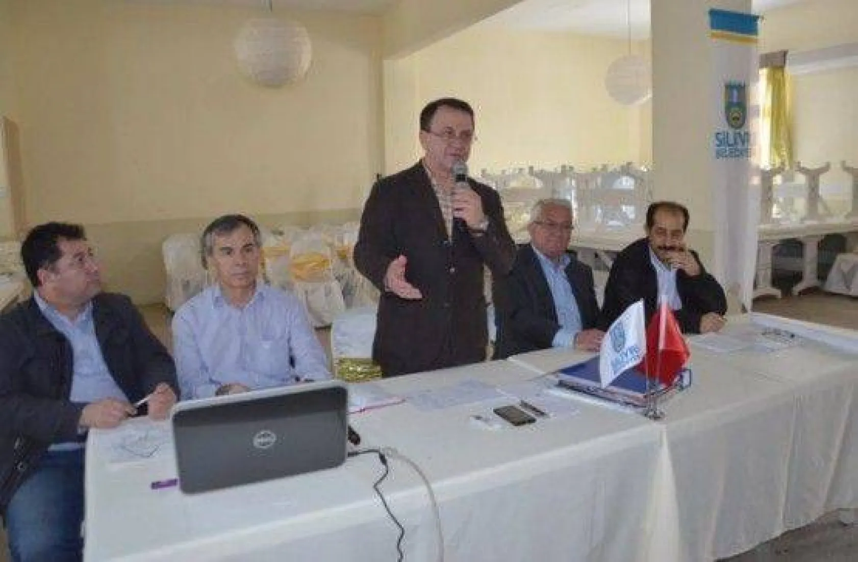 Selimpaşalılar Plan Toplantısında Işıklar'a Teşekk