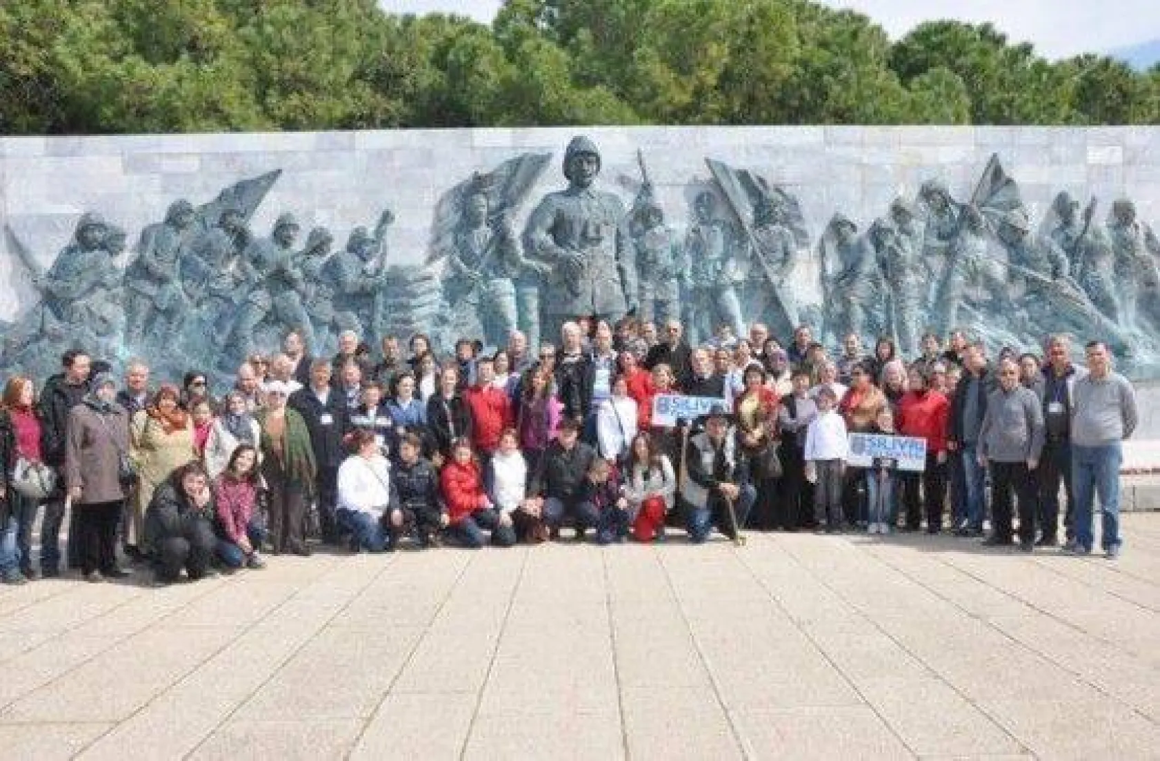 Işıklar 'Geçmişini Bilmeyenlerin Geleceği Olamaz'