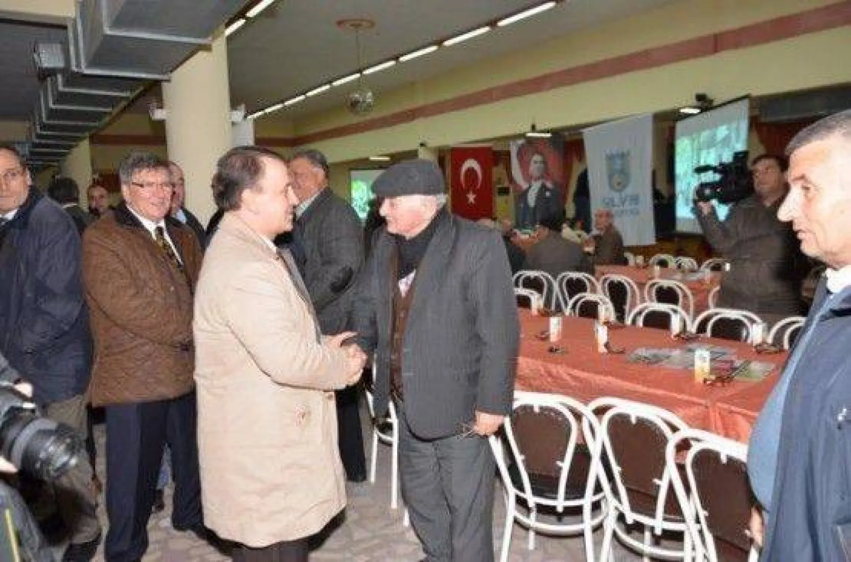 Değirmenköy'de Halk Toplantısı Gerçekleşti