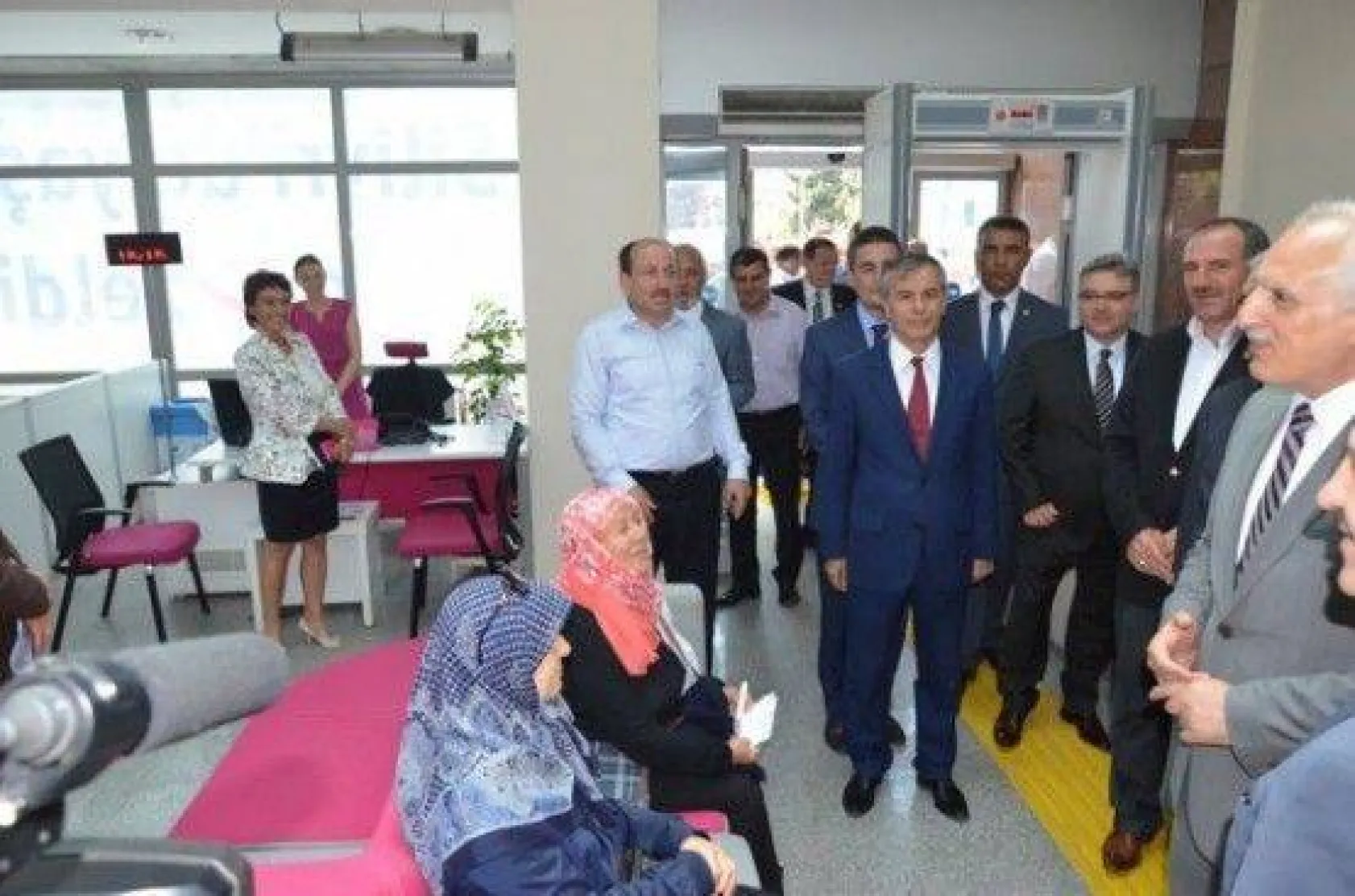 Vali Mutlu'dan Işıklar'a Hayırlı Olsun Ziyareti