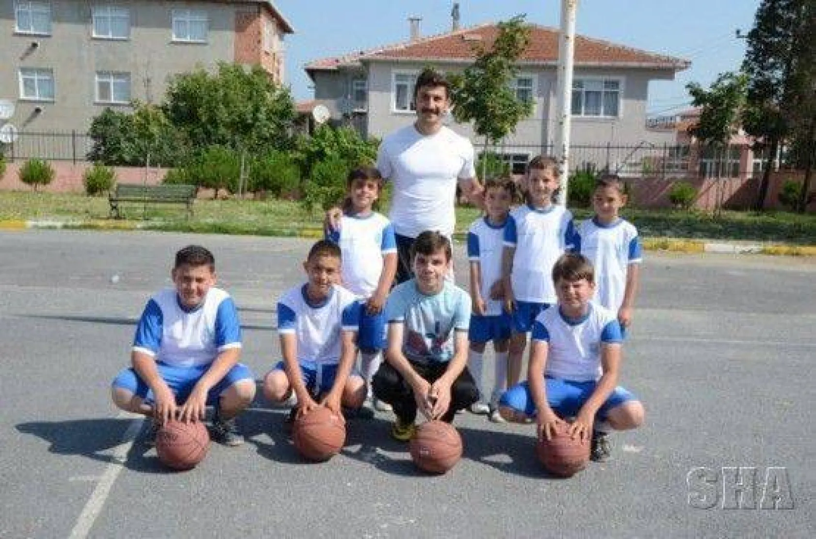 Çocuklar Yaz Spor Okulunun Keyfini Çıkartıyor