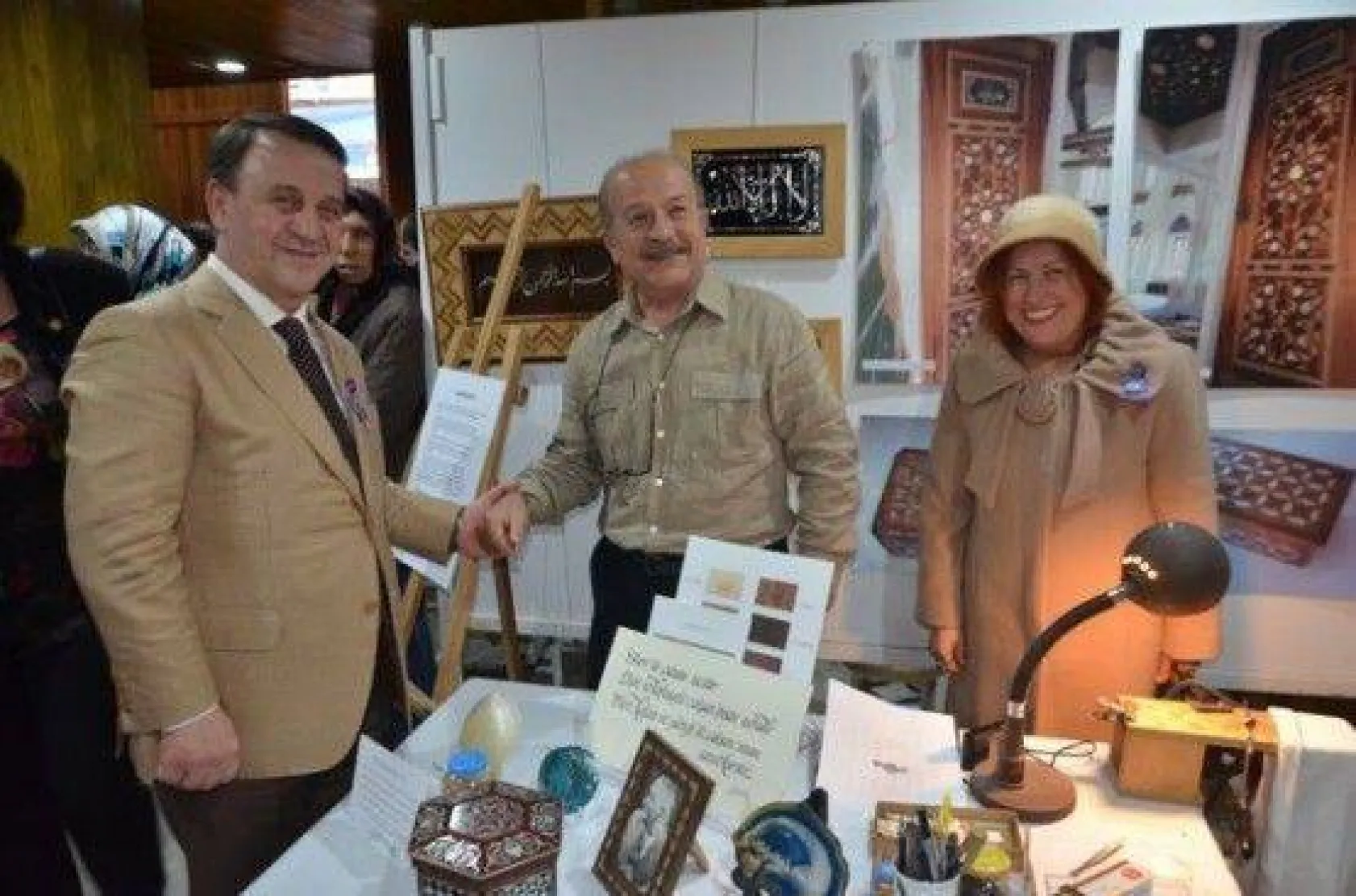 Elimin Emeği Karma Sergisi Yoğun İlgi Gördü