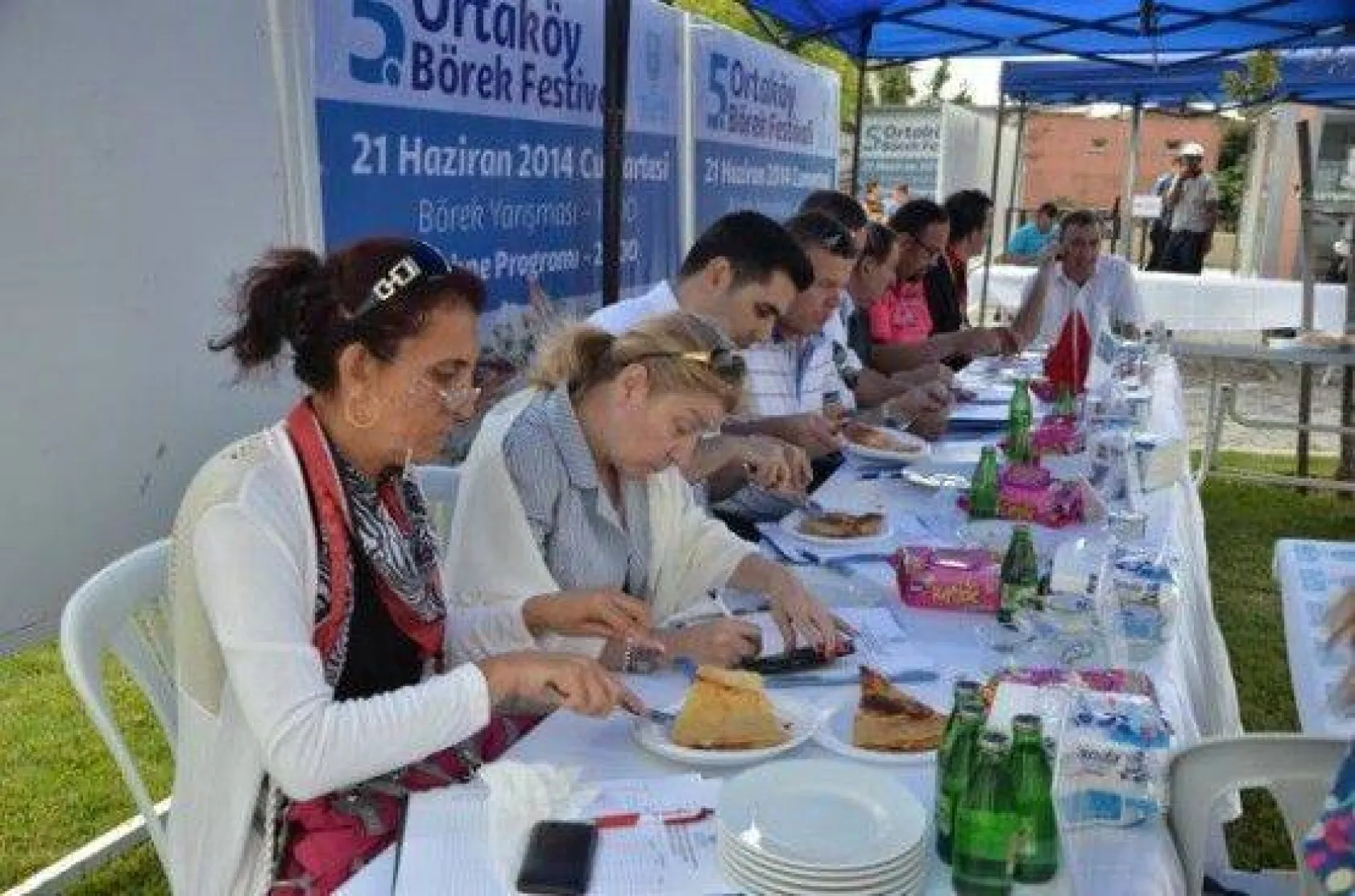 Dostluklar Açılan Böreklerle Pekişti
