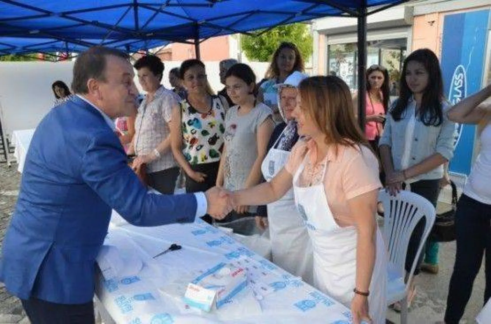 Dostluklar Açılan Böreklerle Pekişti