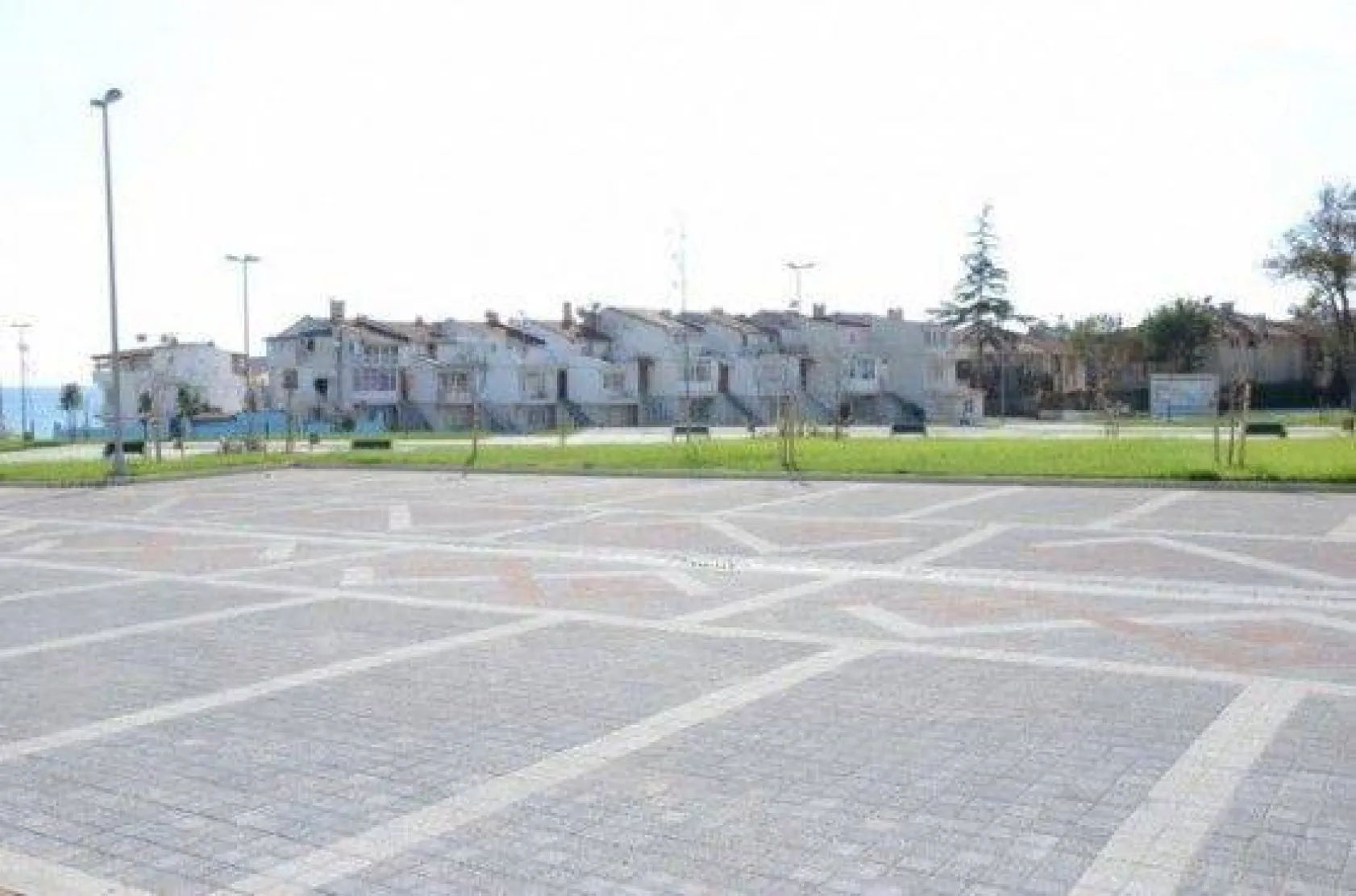 Gümüşyaka Sahili Işıl Işıl oldu