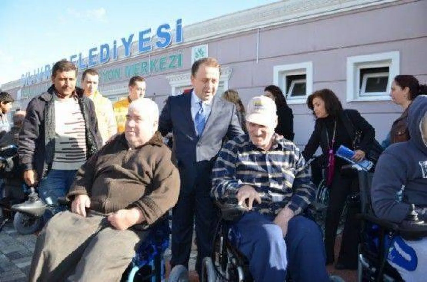 Engelliler Gününde Anlamlı Hediye