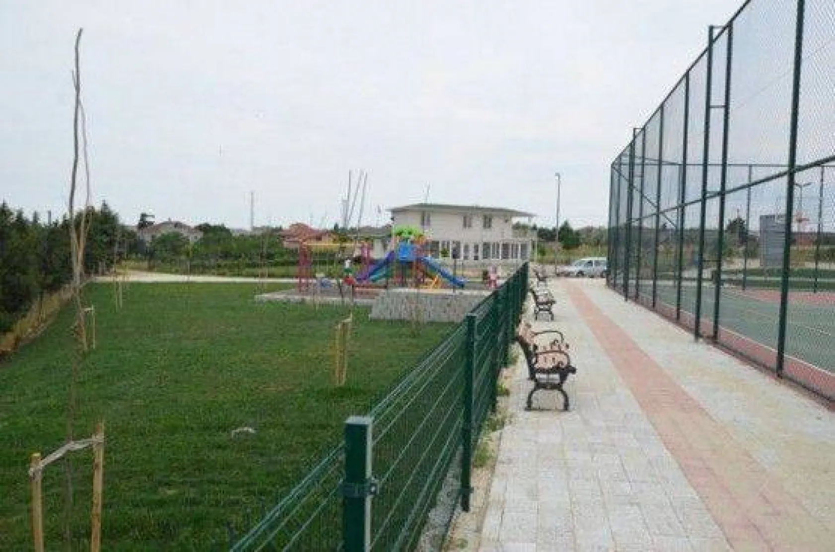 Alipaşa Mahallesi Spor Sahası Tamamlandı