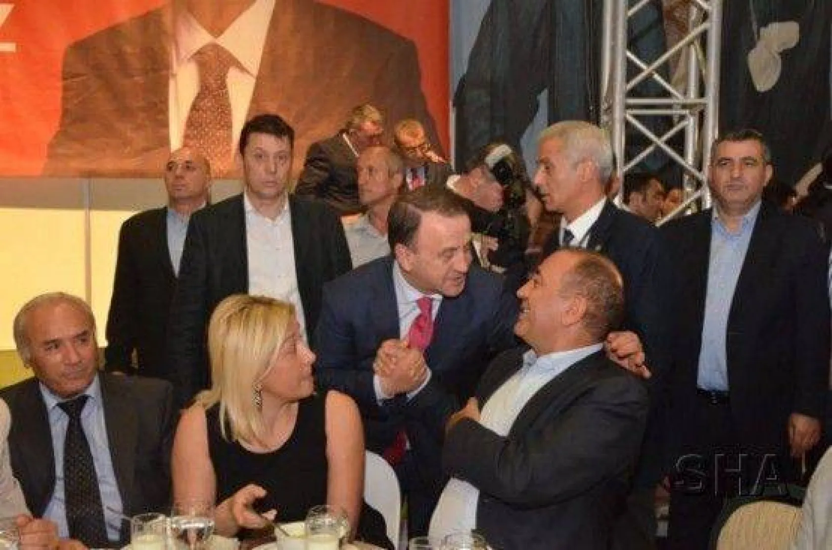 Komşu İlçelere Işıklar Desteği