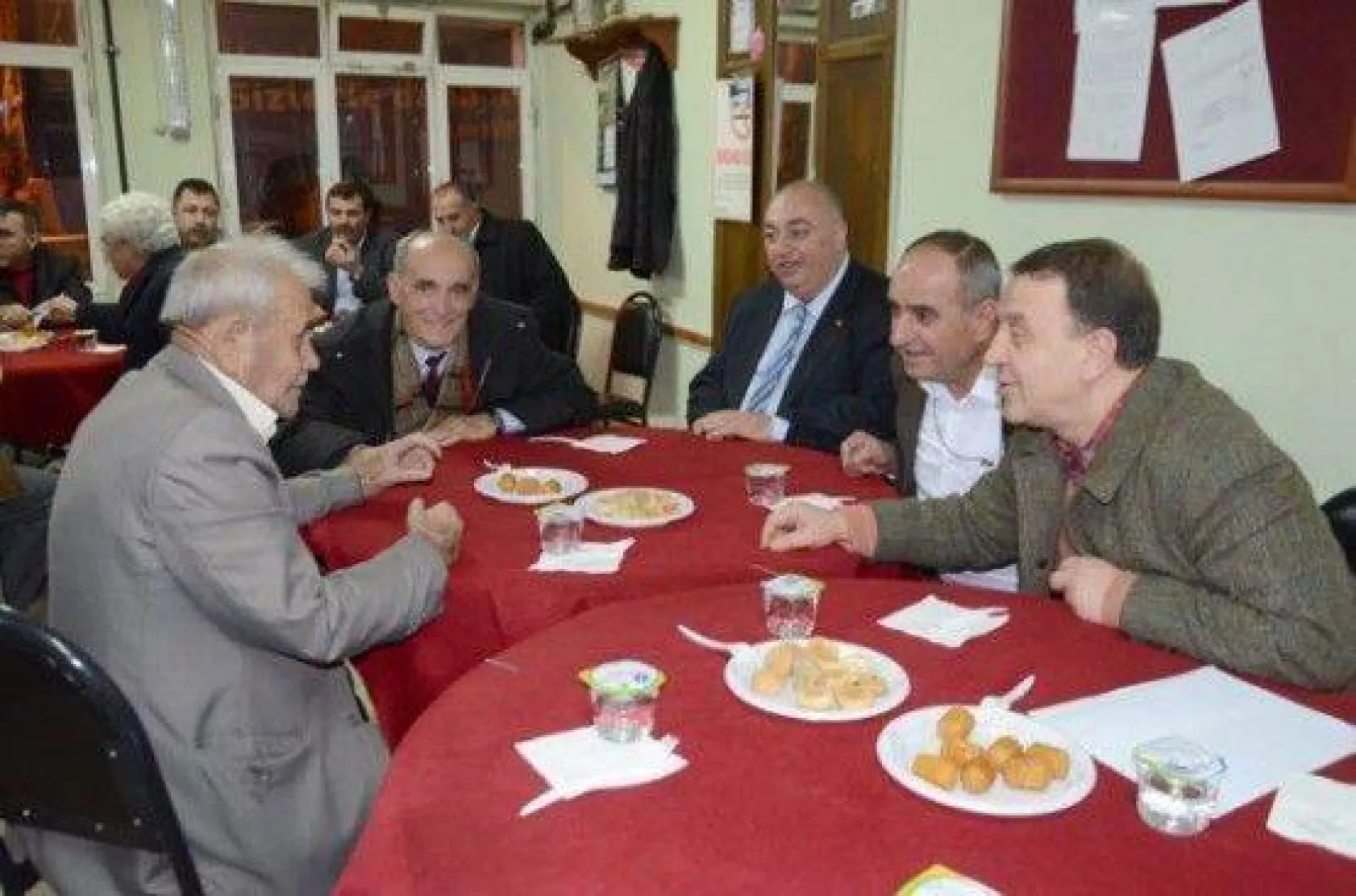 Işıklar Köy ve Mahallelerde Hemşeriyle Buluştu