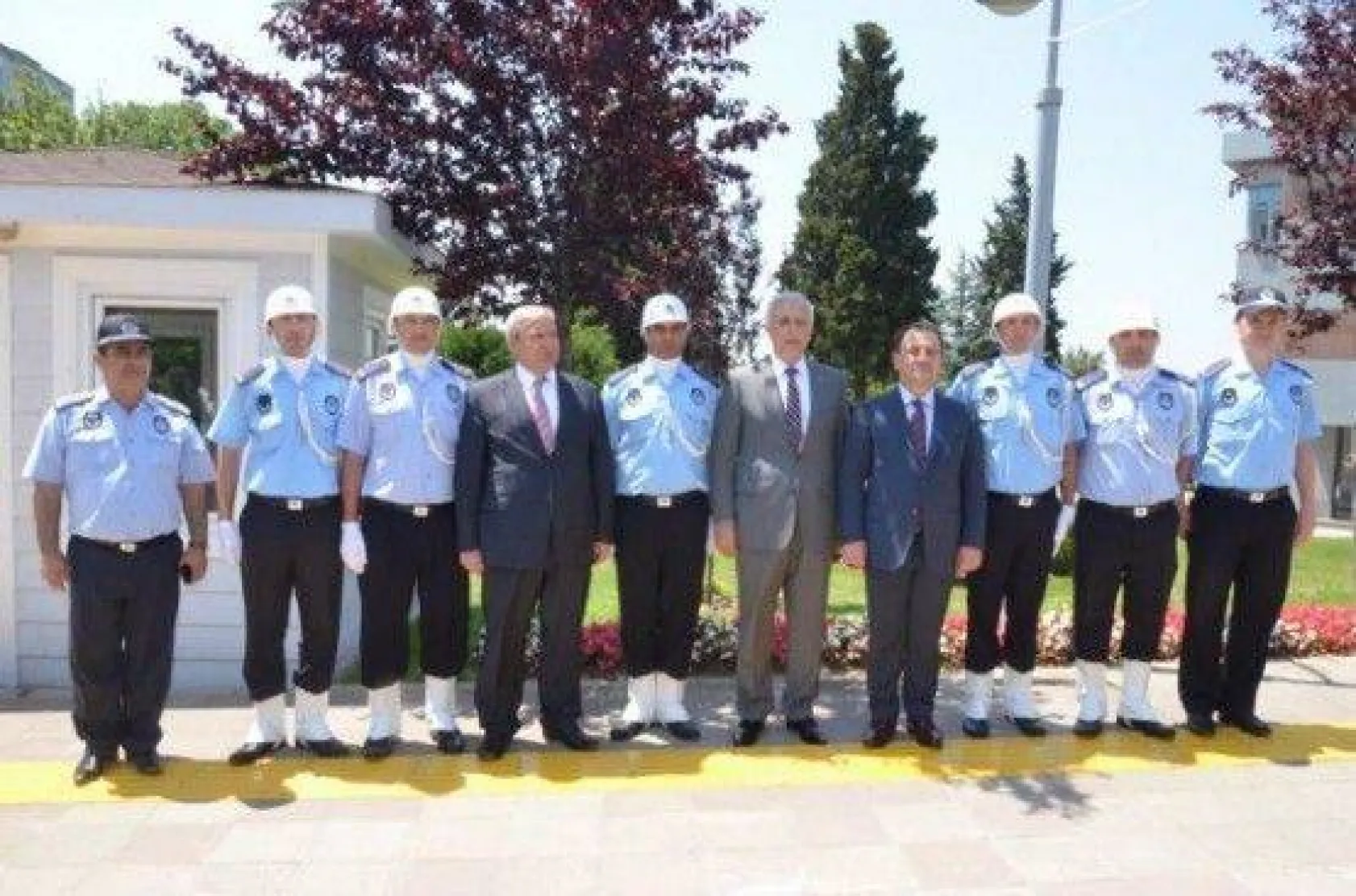 Vali Mutlu'dan Işıklar'a Hayırlı Olsun Ziyareti