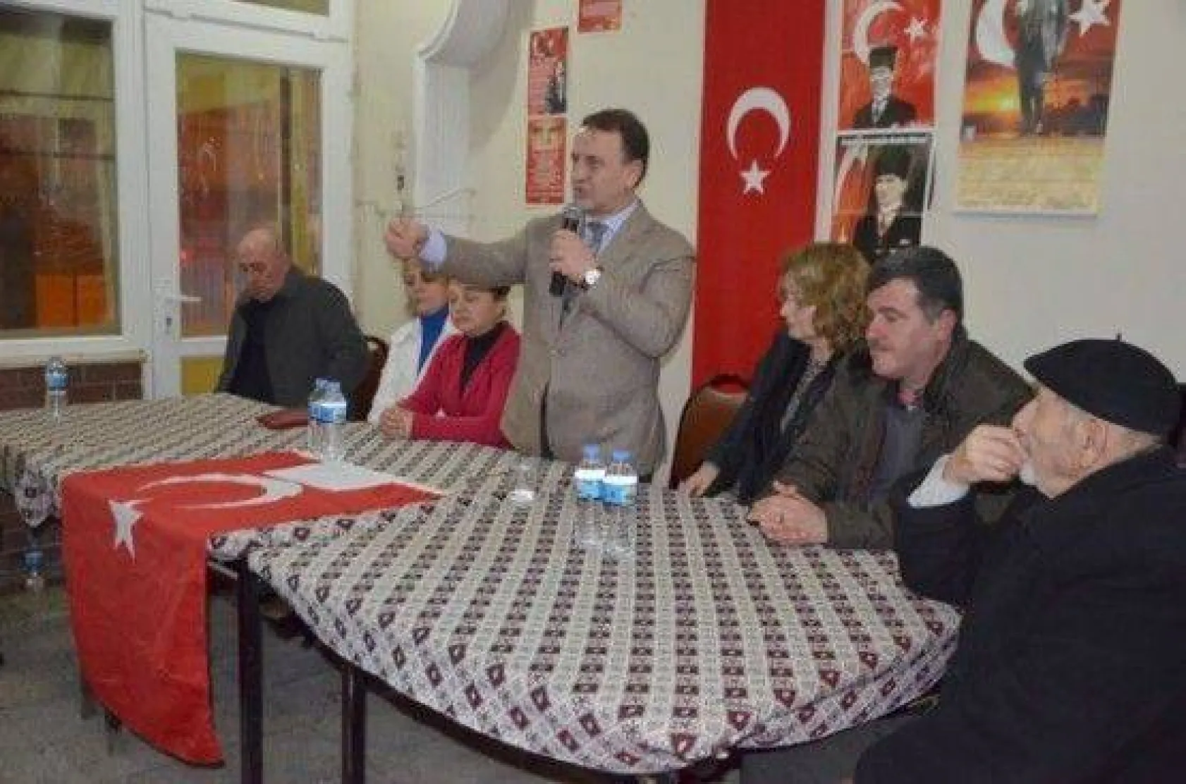 Işıklar Mahallelerde Hemşerileriyle Buluştu