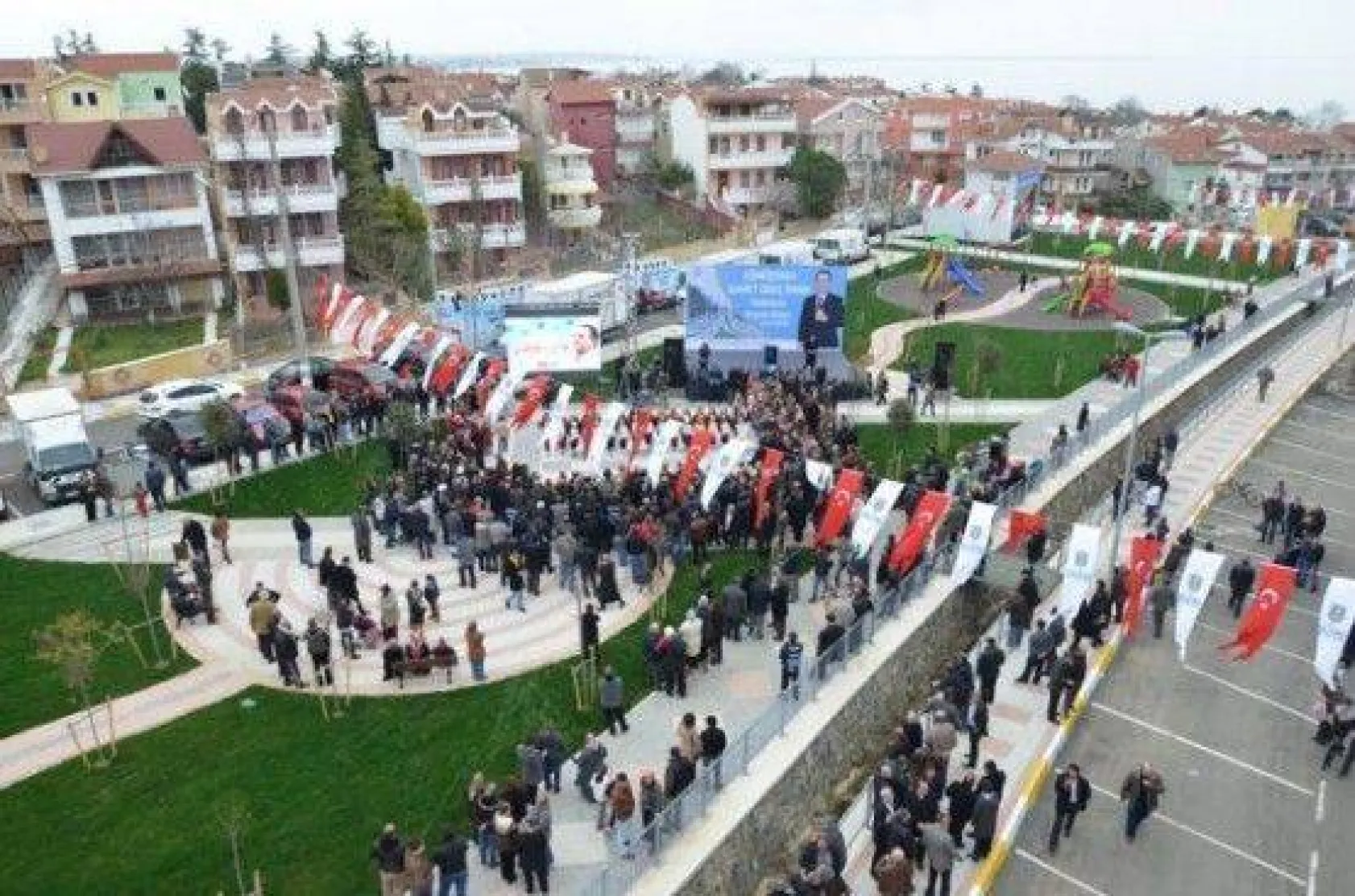 Ahmet Oruç Parkı Görkemli Bir Törenle Açıldı