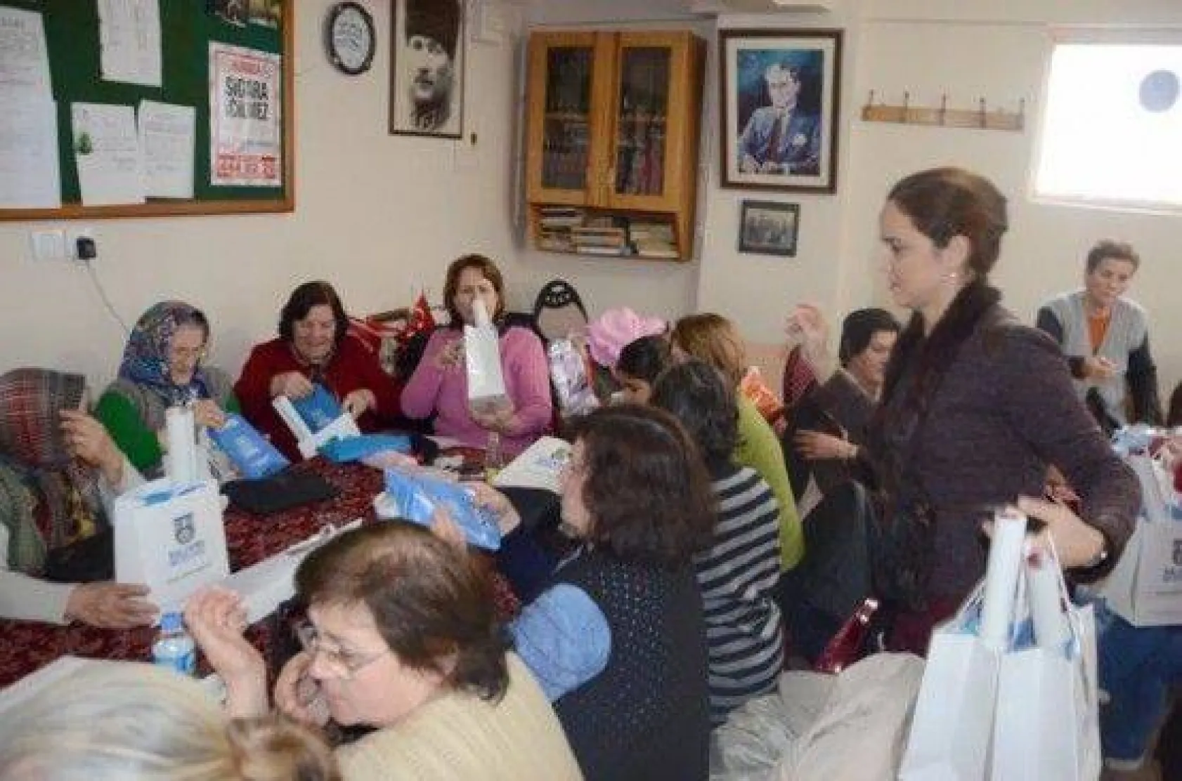 Manastırlılara Işıklar Ziyareti