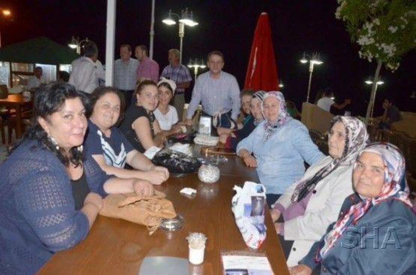 Işıklar Gümüşyaka Gece Pazarını Ziyaret Etti
