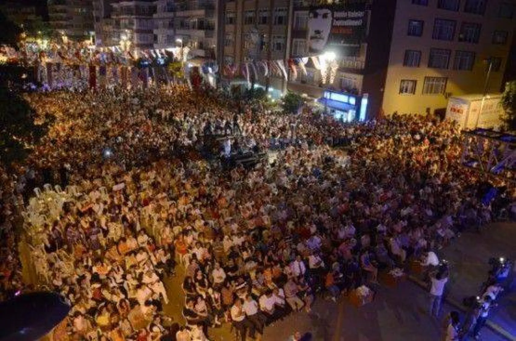 Ziynet Sali'den Müzik Ziyafeti