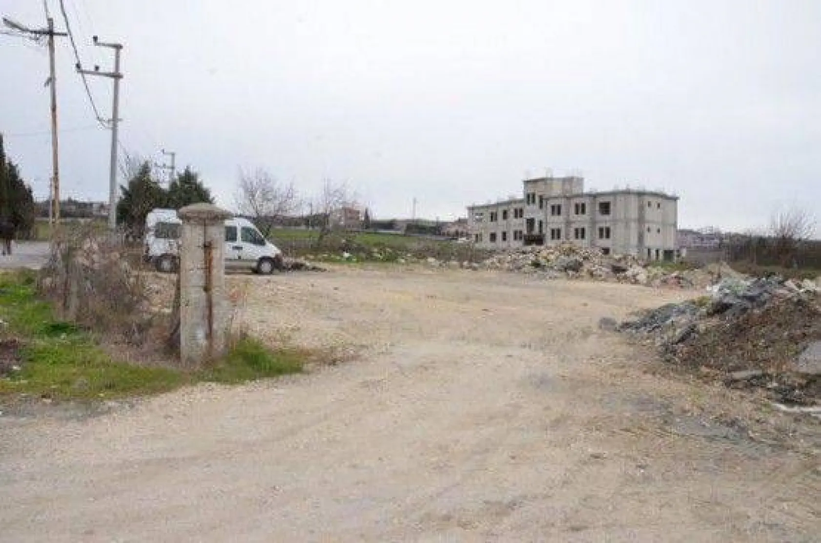 Hurdalık Alan Modern Spor Sahası Oldu