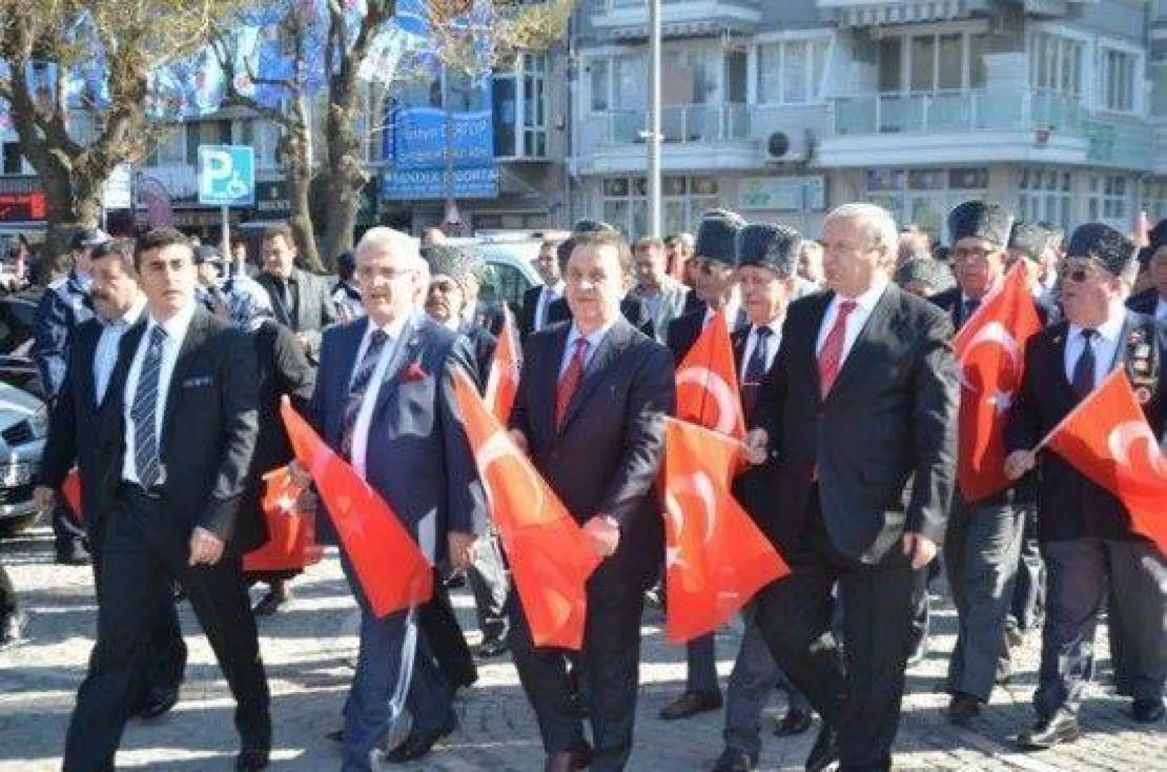 Işıklar 'Çanakkale'ye Minnettarız'