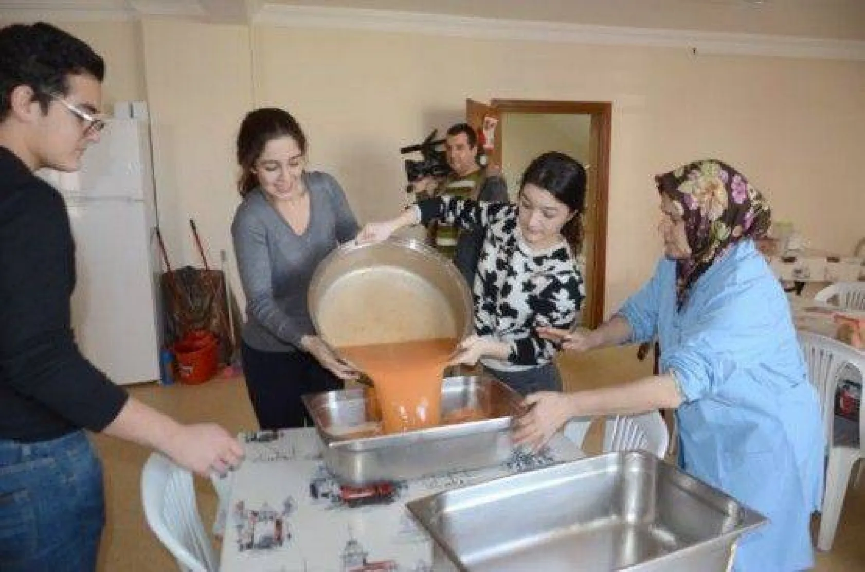 Fransız Lisesi Öğrencilerinden Örnek Çalışma