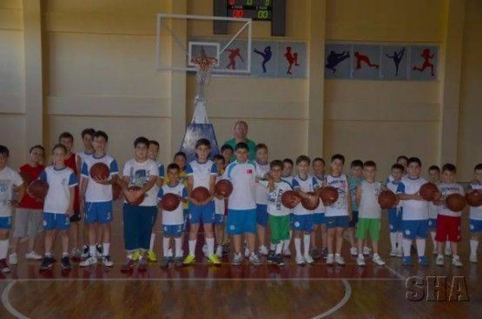 Çocuklar Yaz Spor Okulunun Keyfini Çıkartıyor