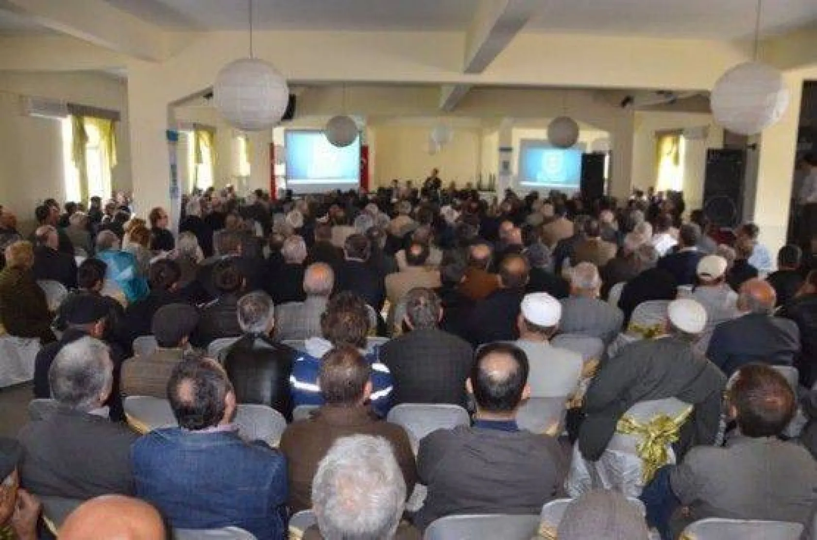 Selimpaşalılar Plan Toplantısında Işıklar'a Teşekk