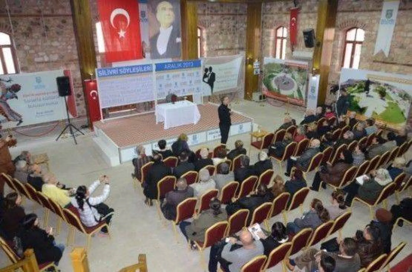 Mutlu Türkiye'de Laiklik Sizlere Ömürdür