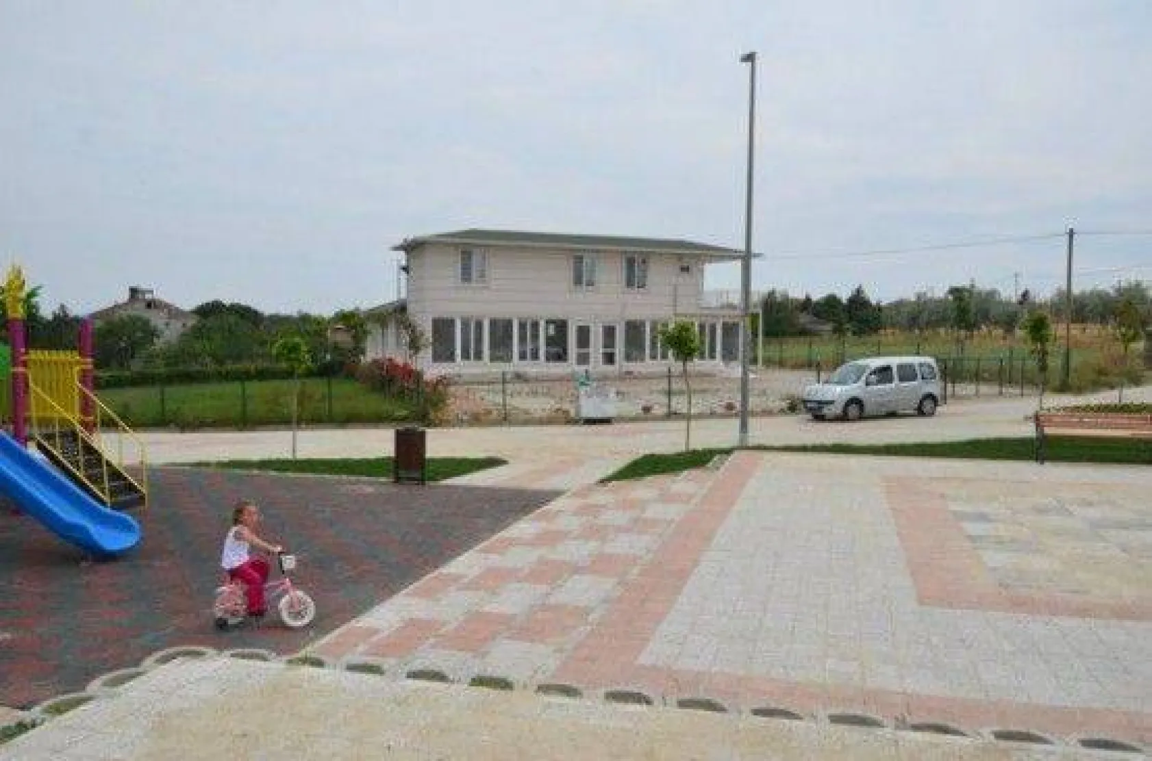 Alipaşa Mahallesi Spor Sahası Tamamlandı